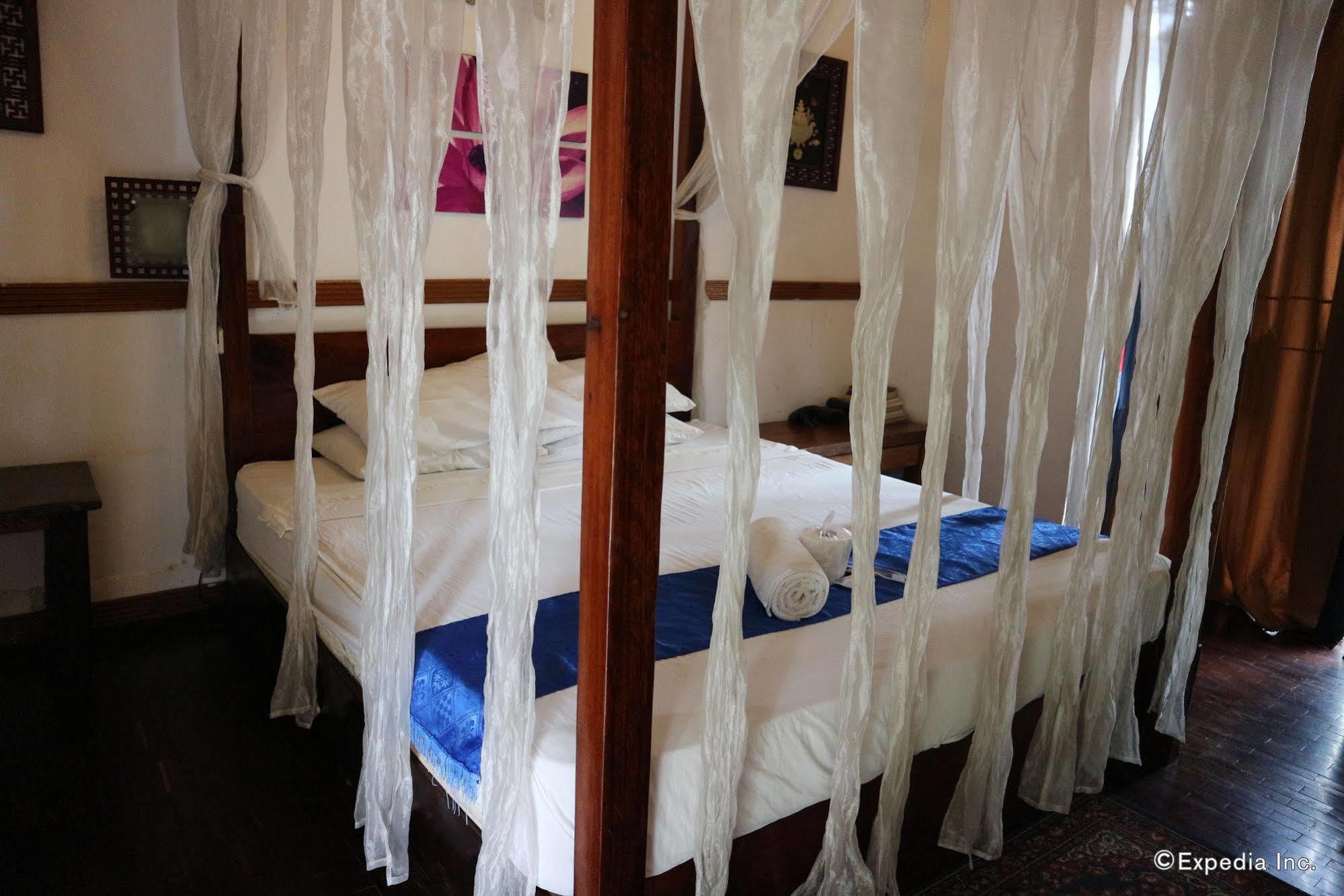The Lotus Garden Bed and Breakfast Puerto Princesa Exterior foto