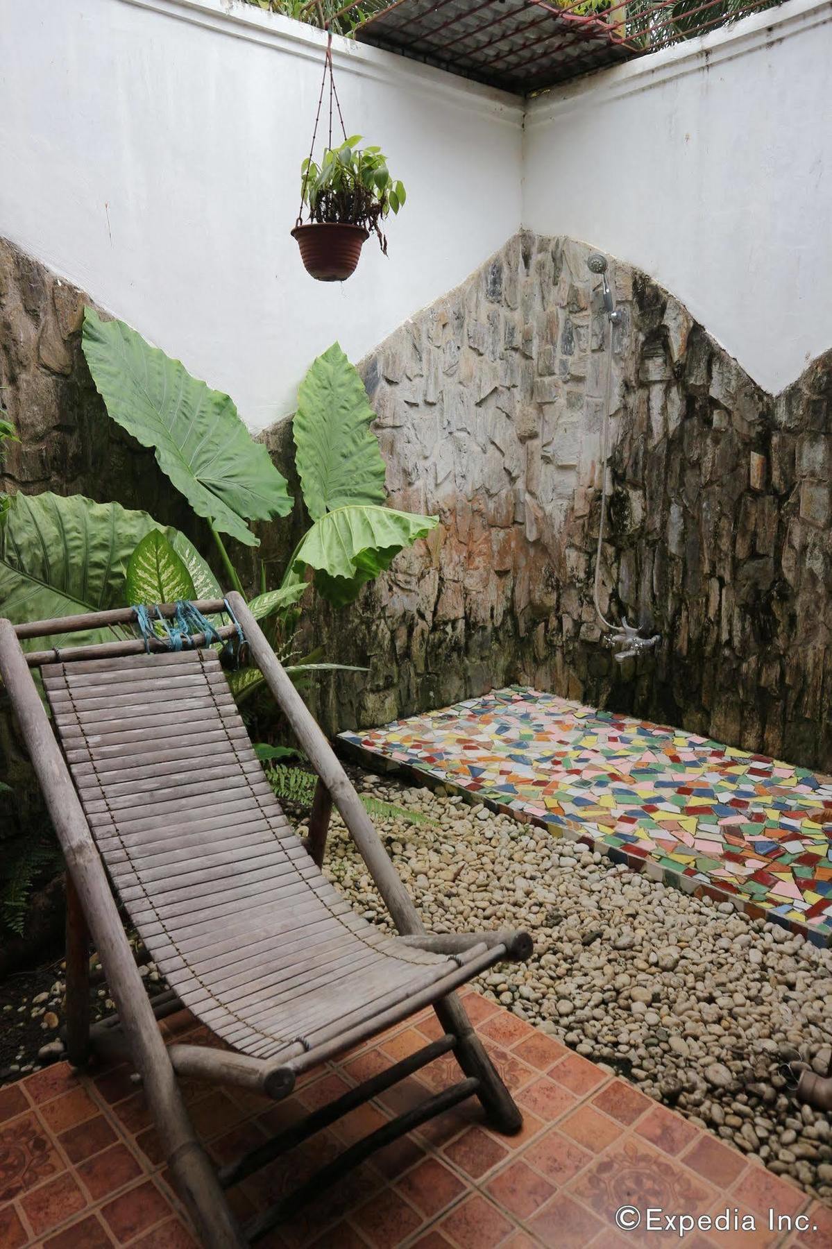 The Lotus Garden Bed and Breakfast Puerto Princesa Exterior foto